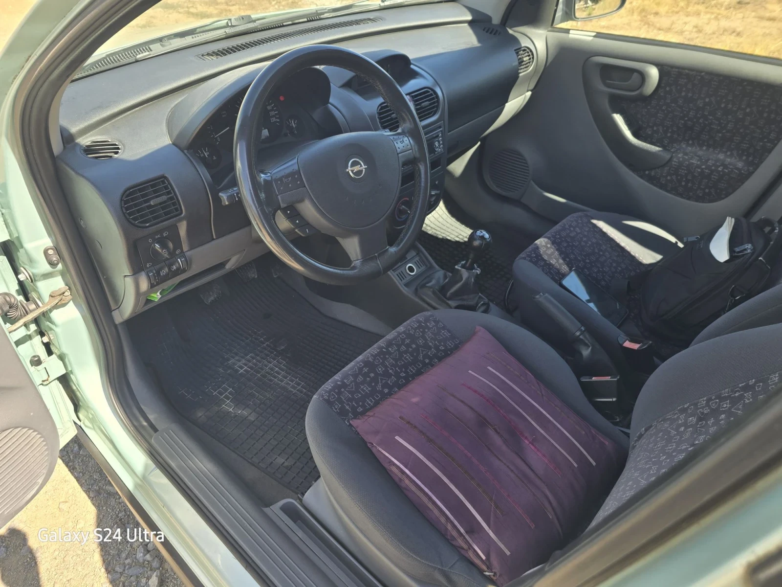 Opel Corsa, снимка 10 - Автомобили и джипове - 56107176