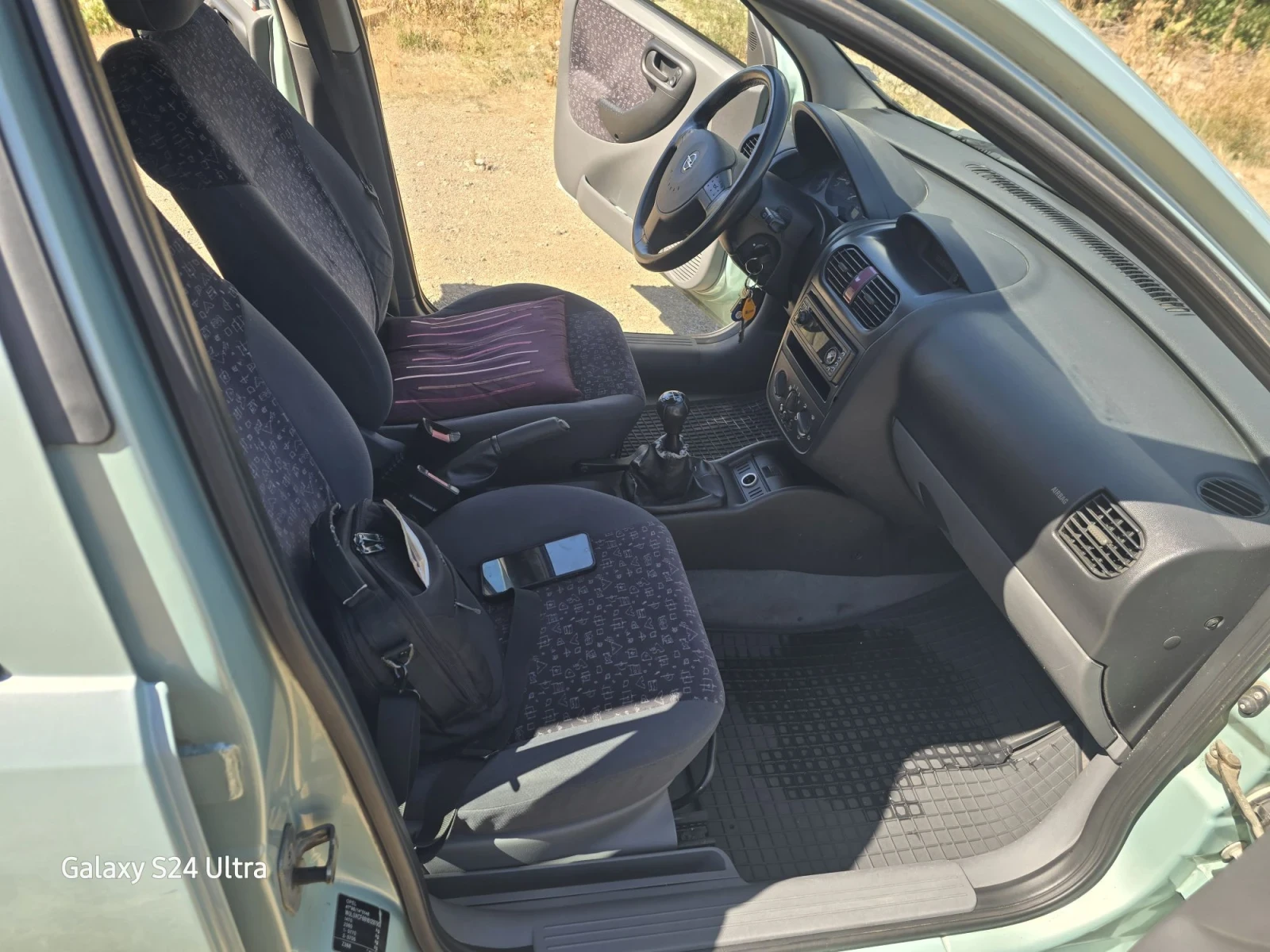 Opel Corsa, снимка 3 - Автомобили и джипове - 56107176