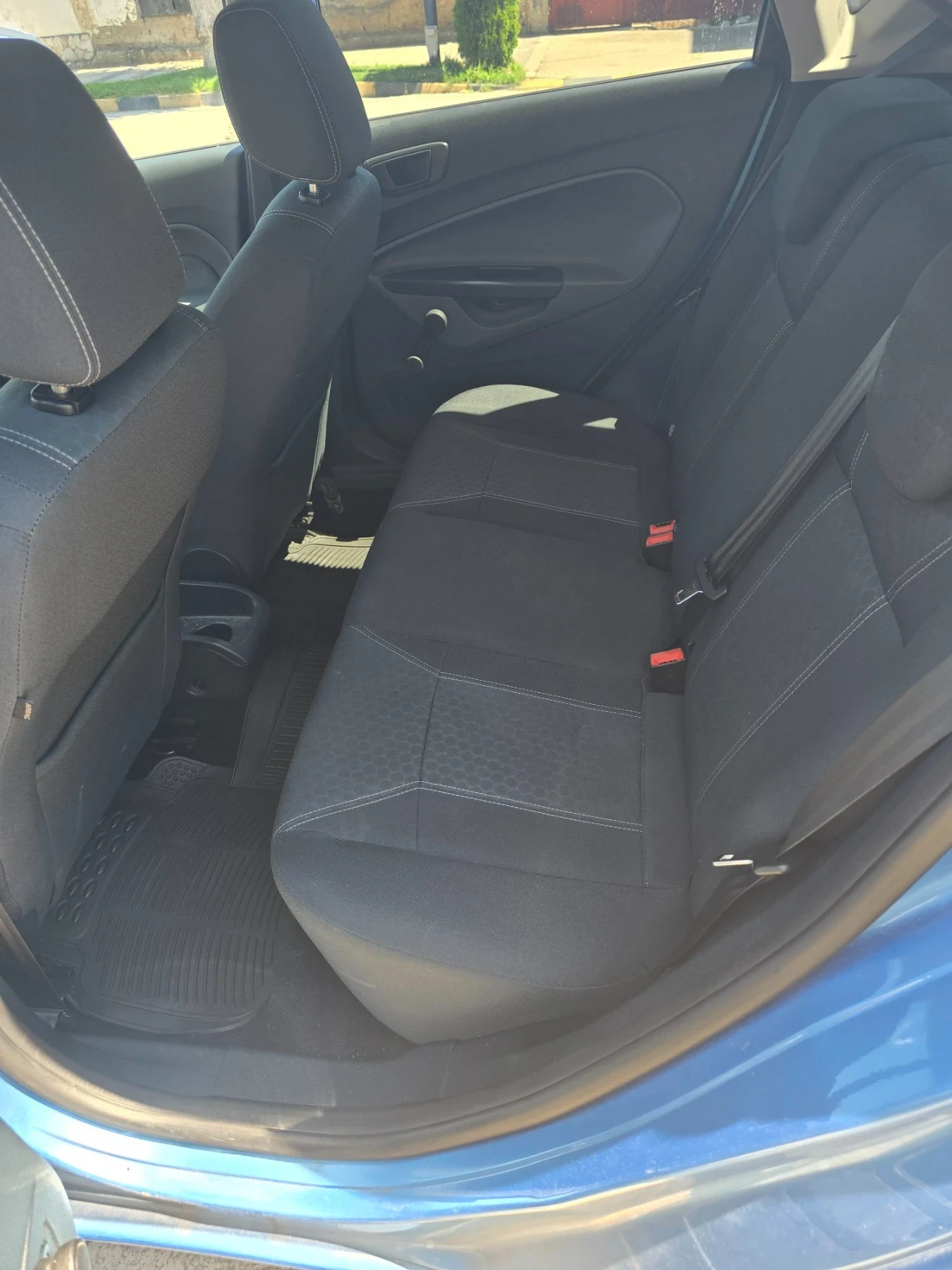 Ford Fiesta, снимка 4 - Автомобили и джипове - 56059513