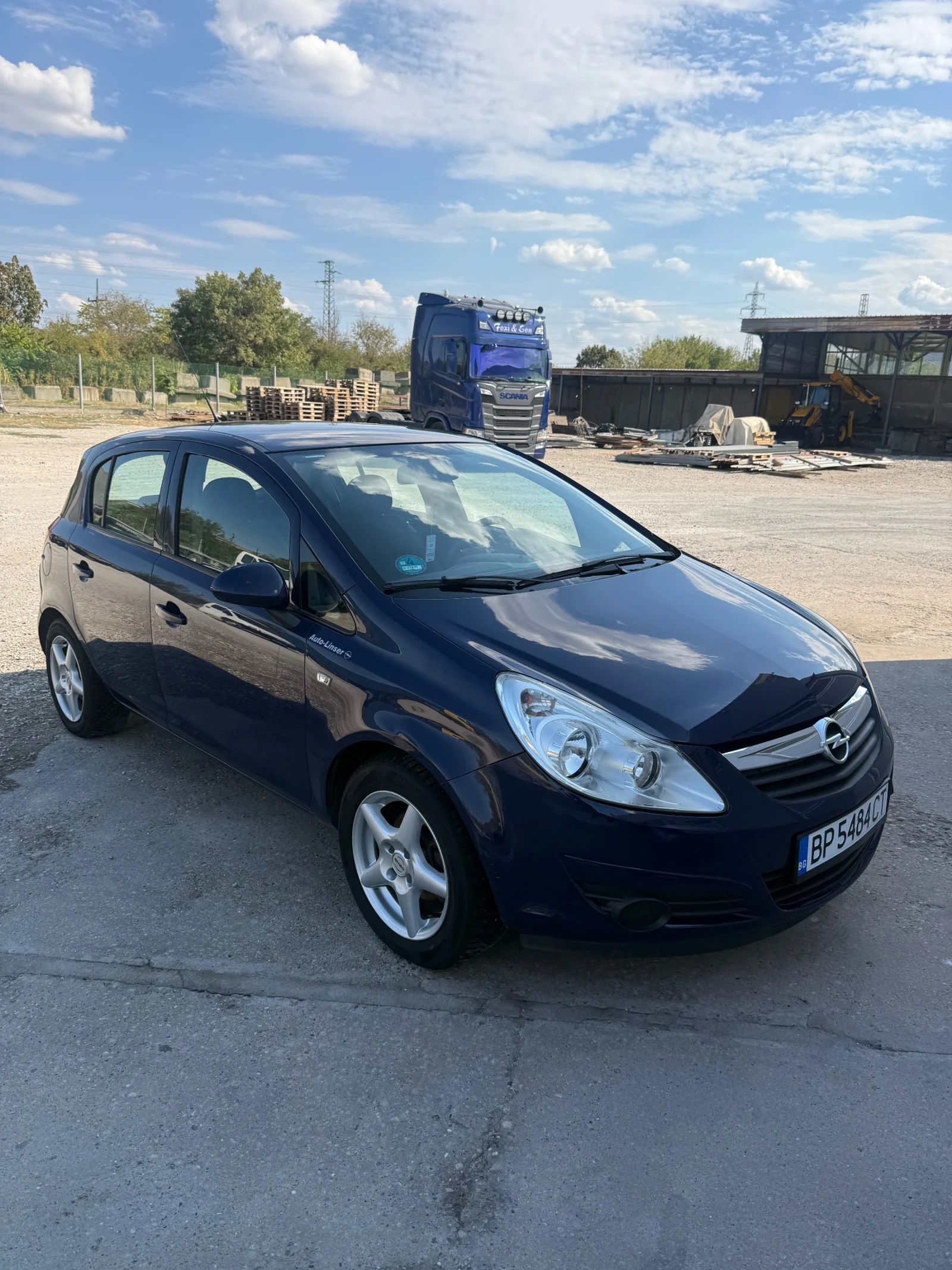 Opel Corsa 1.2 16v 70000km, снимка 2 - Автомобили и джипове - 56139357
