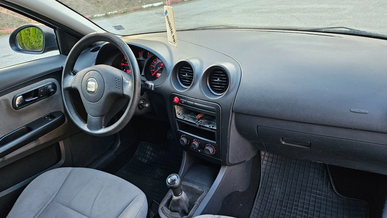 Seat Ibiza 1.9 SDI KLIMA/, снимка 10 - Автомобили и джипове - 56341198