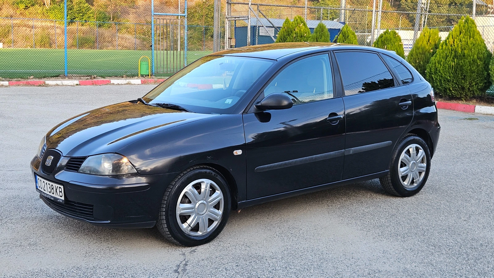 Seat Ibiza 1.9 SDI KLIMA/, снимка 2 - Автомобили и джипове - 56341198