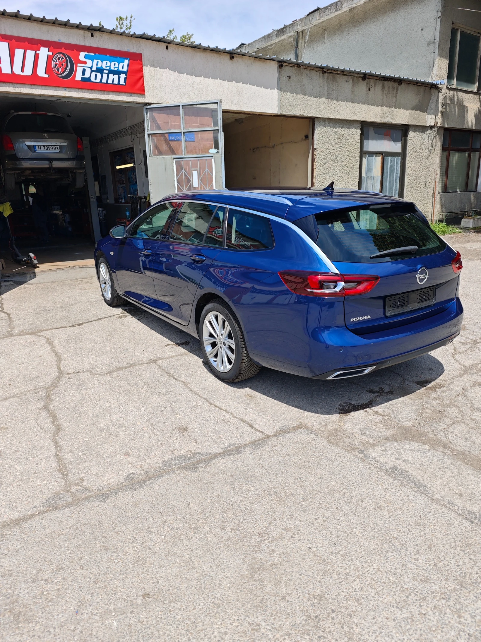 Opel Insignia ��������� 174 �.� | Mobile.bg � ����������� 4
