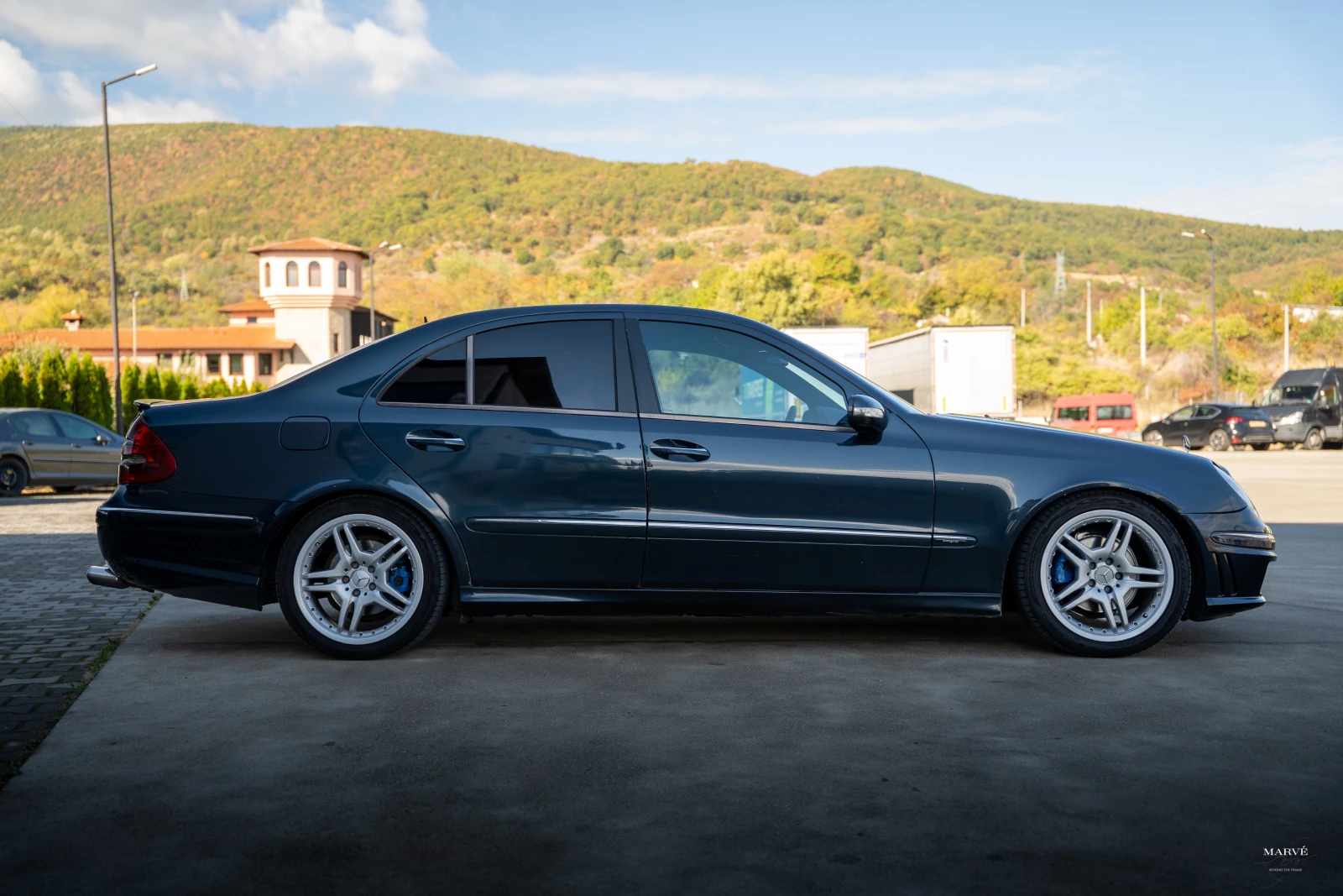 Mercedes-Benz E 320, снимка 8 - Автомобили и джипове - 56557955