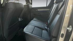 Toyota Hilux INVINCIBLE JBL 48V 2.8,    647 . | Mobile.bg    11