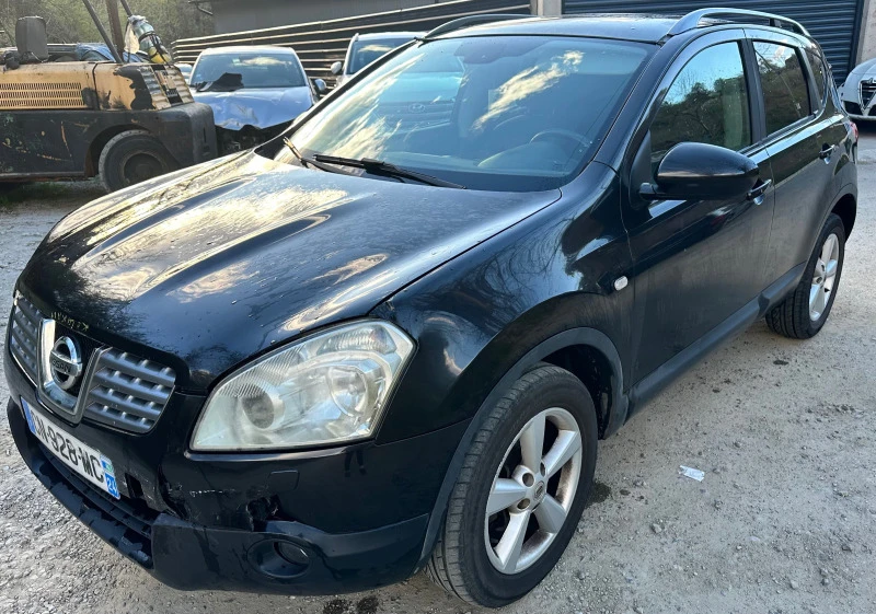 Nissan Qashqai 2.0DCI 6ск. Keyless!, снимка 3 - Автомобили и джипове - 46355066