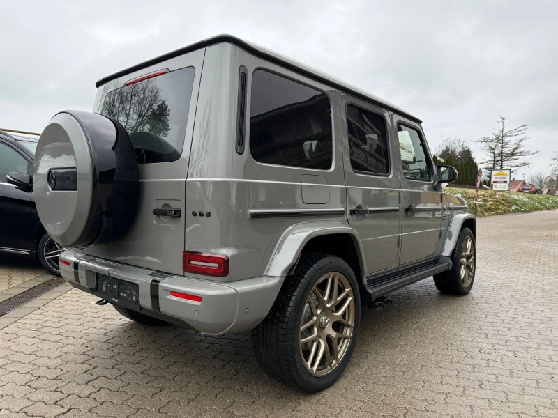 Mercedes-Benz G 63 AMG Manufaktur, снимка 3 - Автомобили и джипове - 48283449