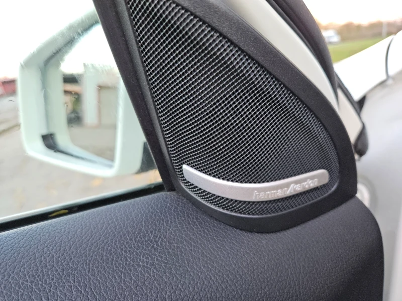 Mercedes-Benz GLA 250 4matic, снимка 5 - Автомобили и джипове - 52510067