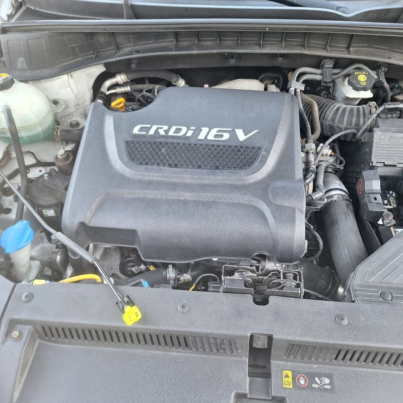 Hyundai Tucson 2.0 4х4 ръчка, снимка 15 - Автомобили и джипове - 52905948