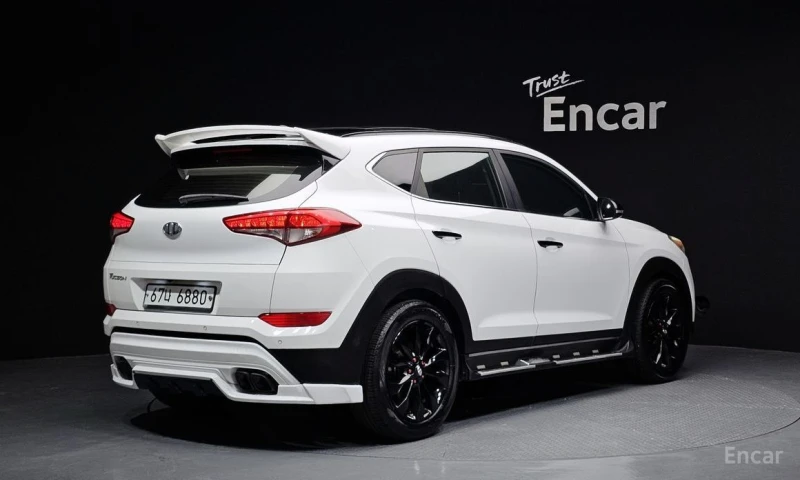 Hyundai Tucson, снимка 2 - Автомобили и джипове - 53055577