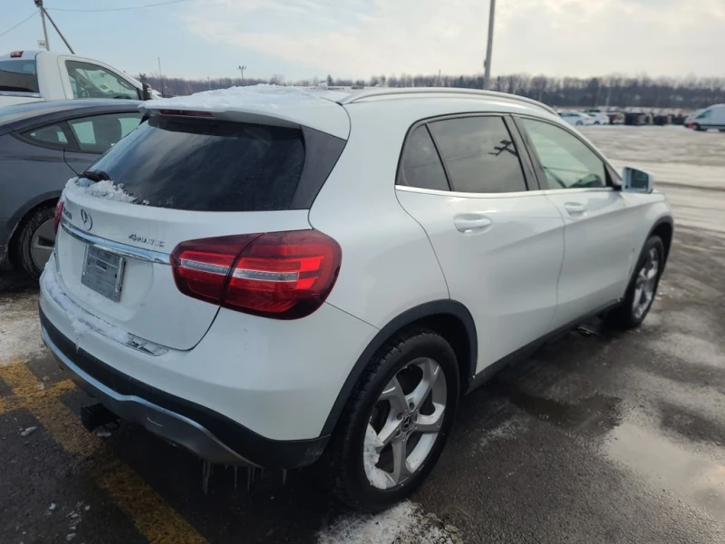 Mercedes-Benz GLA 250 PANO| HEATED SEATS| MEMORY, снимка 3 - Автомобили и джипове - 53344889
