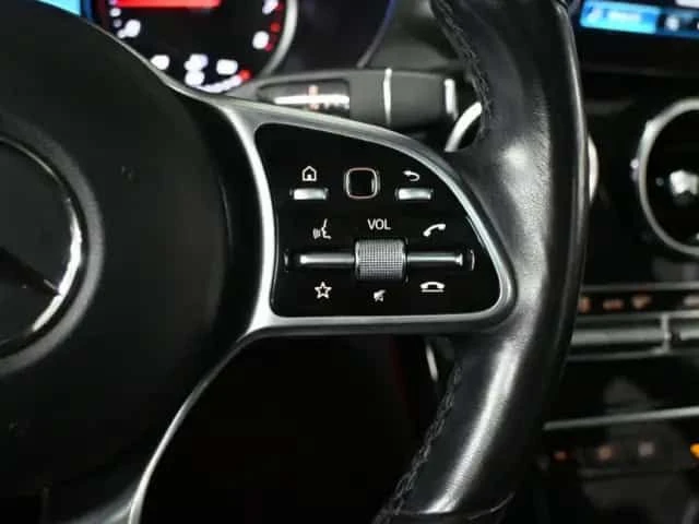 Mercedes-Benz GLC 300 * 4MATIC * ПОДГРЕВИ * ПАНО * KEYLESS * CARFAX, снимка 15 - Автомобили и джипове - 54416499