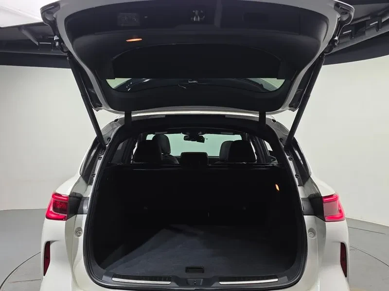 Infiniti QX50 Sensory 2.0 4x4, снимка 13 - Автомобили и джипове - 55456720