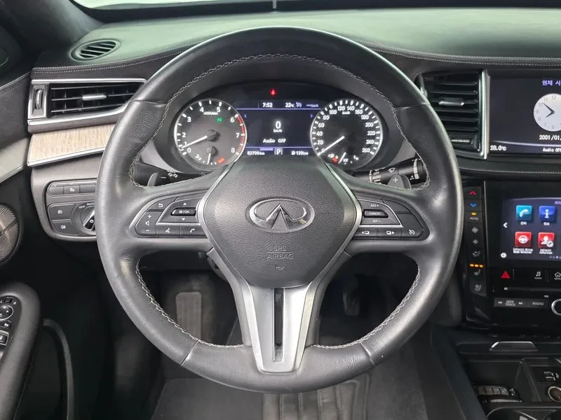 Infiniti QX50 Sensory 2.0 4x4, снимка 4 - Автомобили и джипове - 55456720
