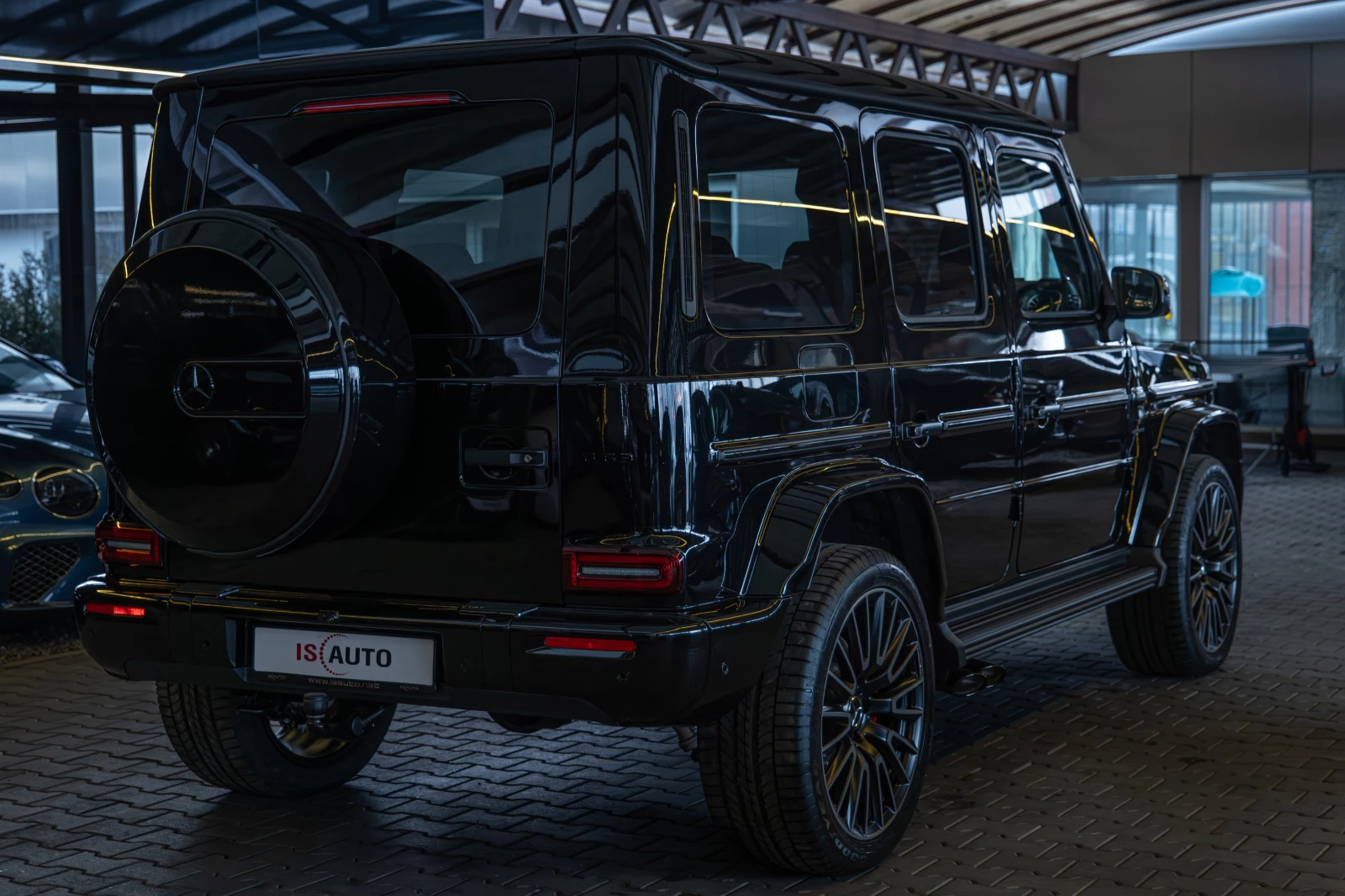 Mercedes-Benz G 63 AMG Exclusive/Carbon packet/4D Burmester/Обдухване/ - изображение 4