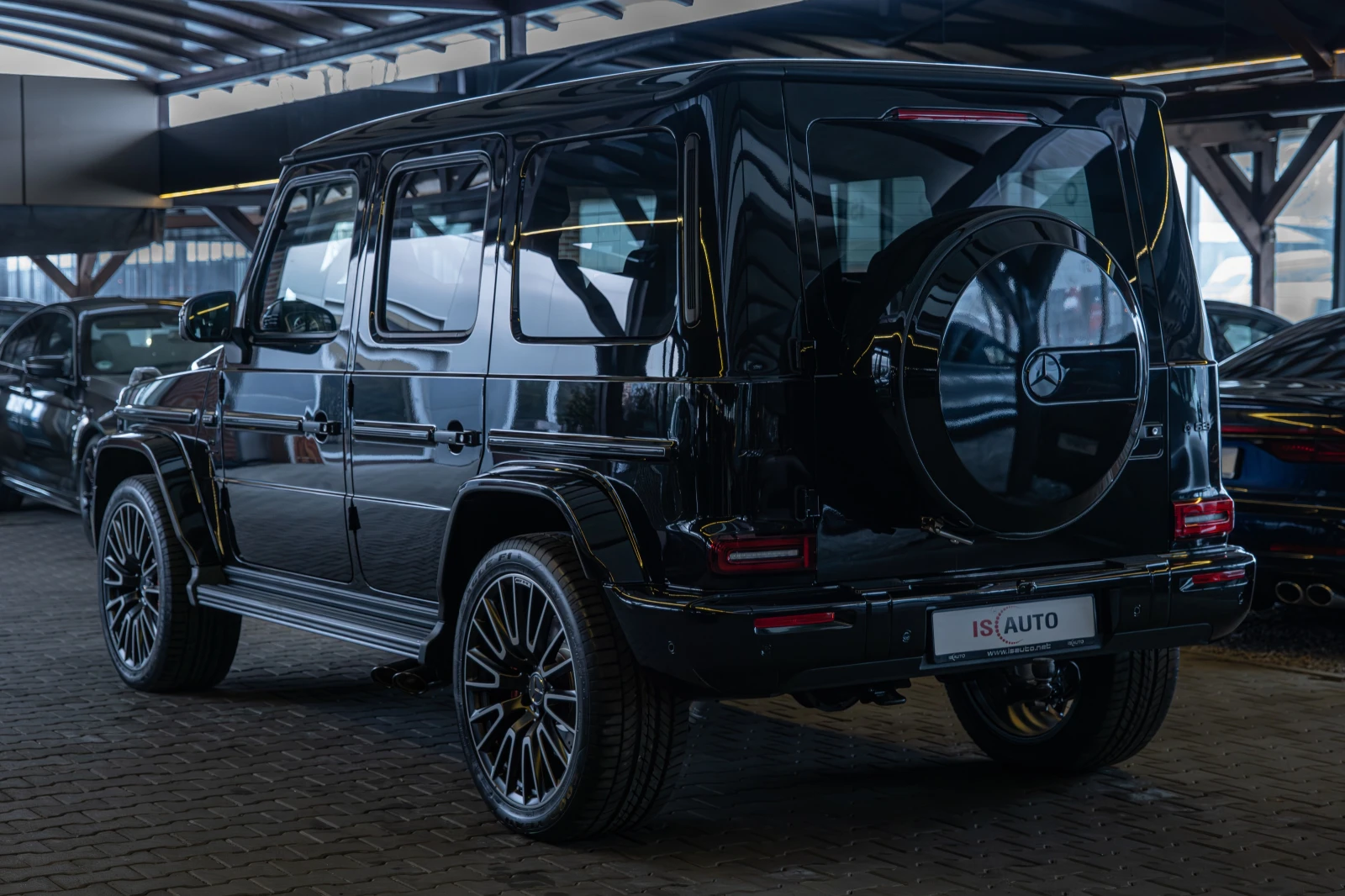 Mercedes-Benz G 63 AMG Exclusive/Carbon packet/4D Burmester/Обдухване/ - изображение 5