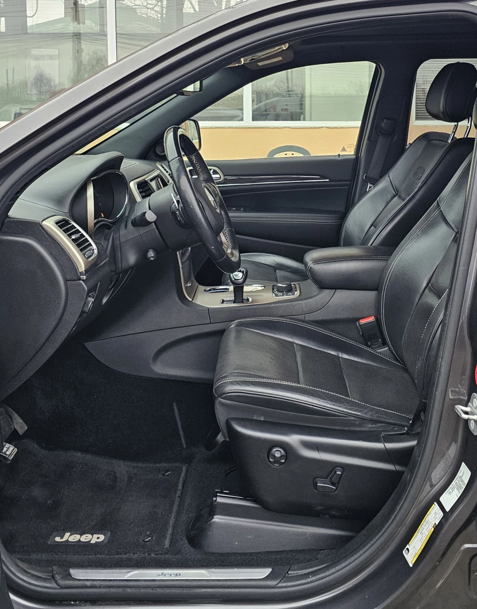 Jeep Grand cherokee 3.0 CRDI Overland 4x4 250�.�. ������ �������� | Mobile.bg � ����������� 8