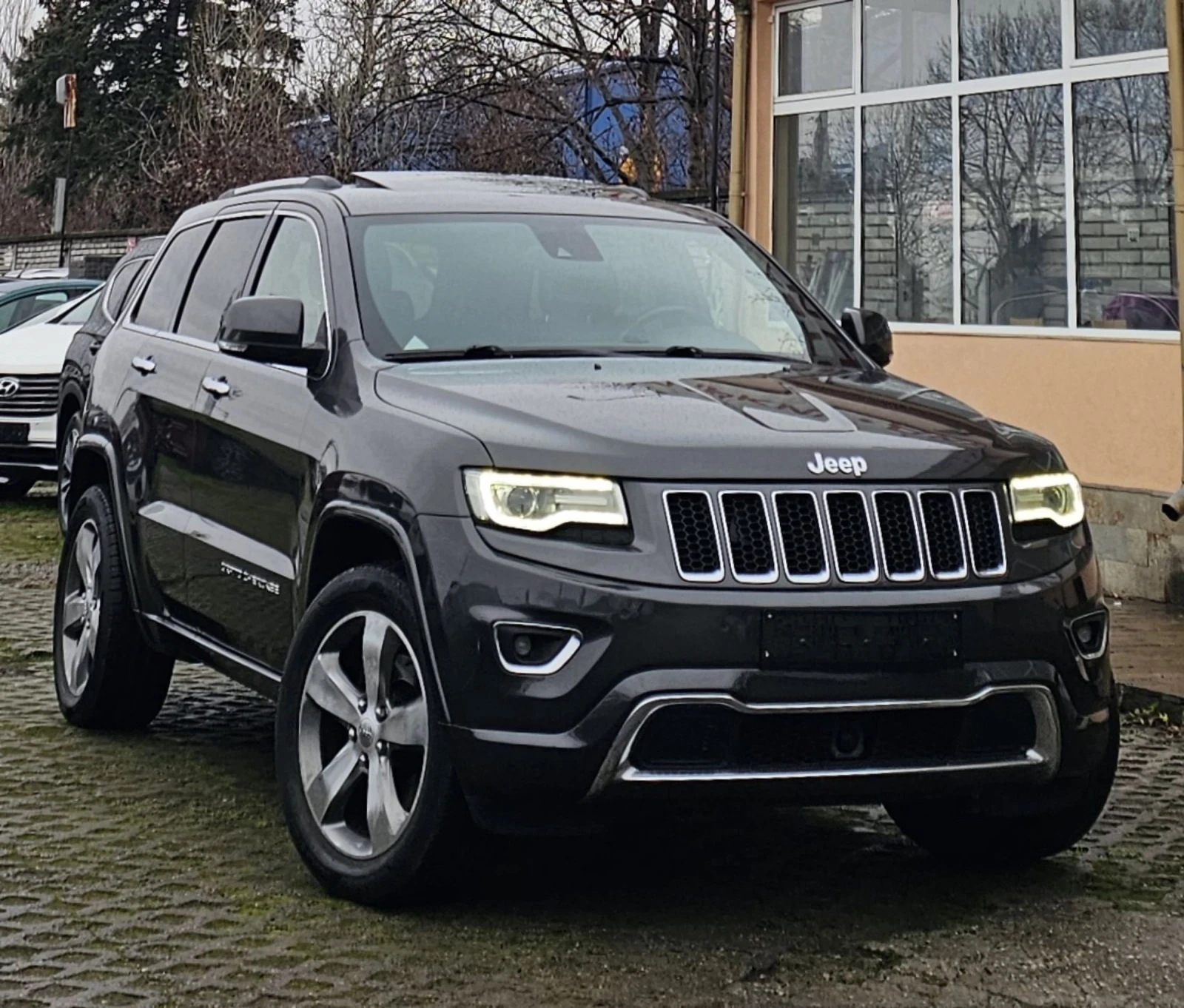Jeep Grand cherokee 3.0 CRDI Overland 4x4 250�.�. ������ �������� | Mobile.bg � ����������� 3