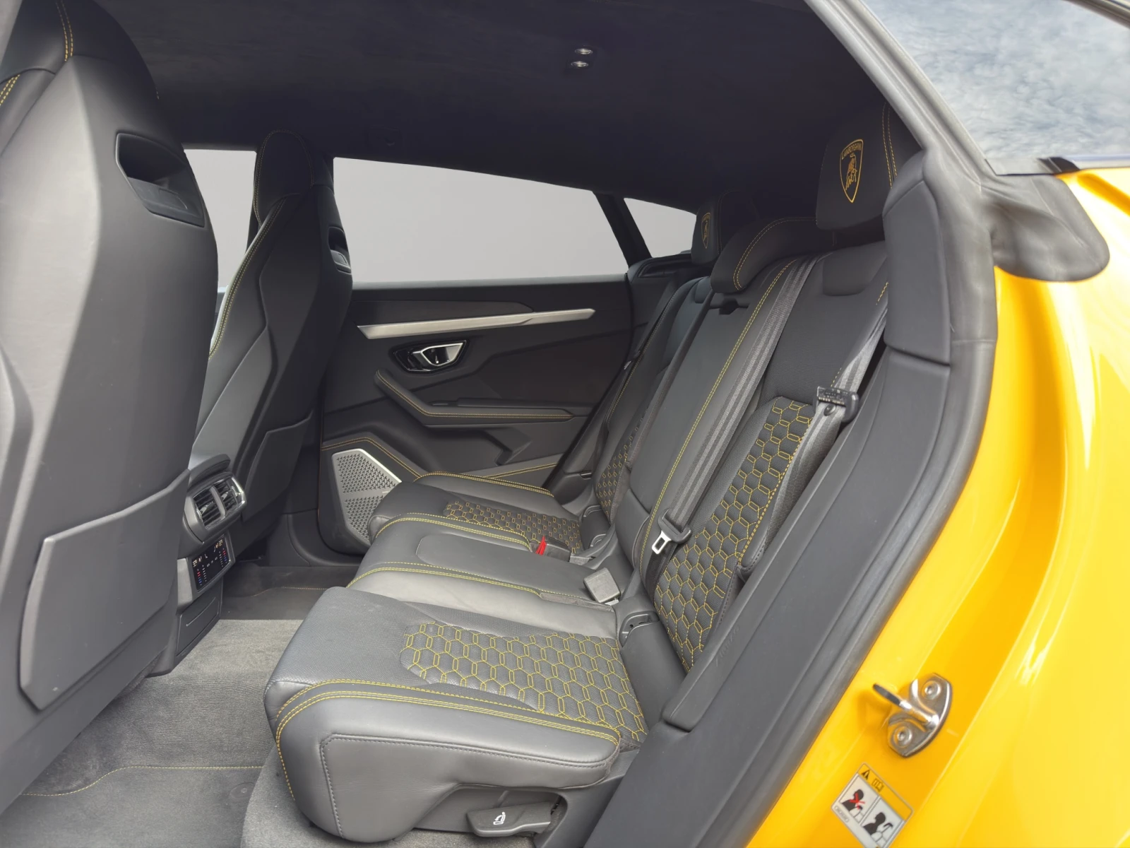 Lamborghini Urus Carbon | Mobile.bg � ����������� 13
