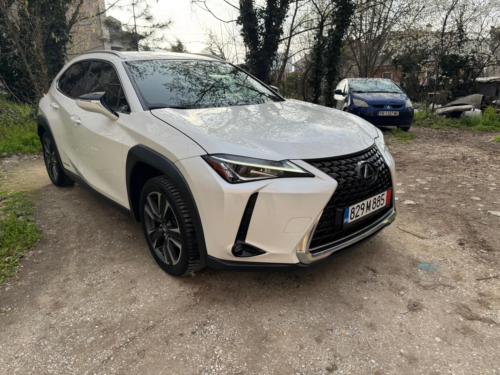 Lexus UX 250h Executive, снимка 2 - Автомобили и джипове - 54413736