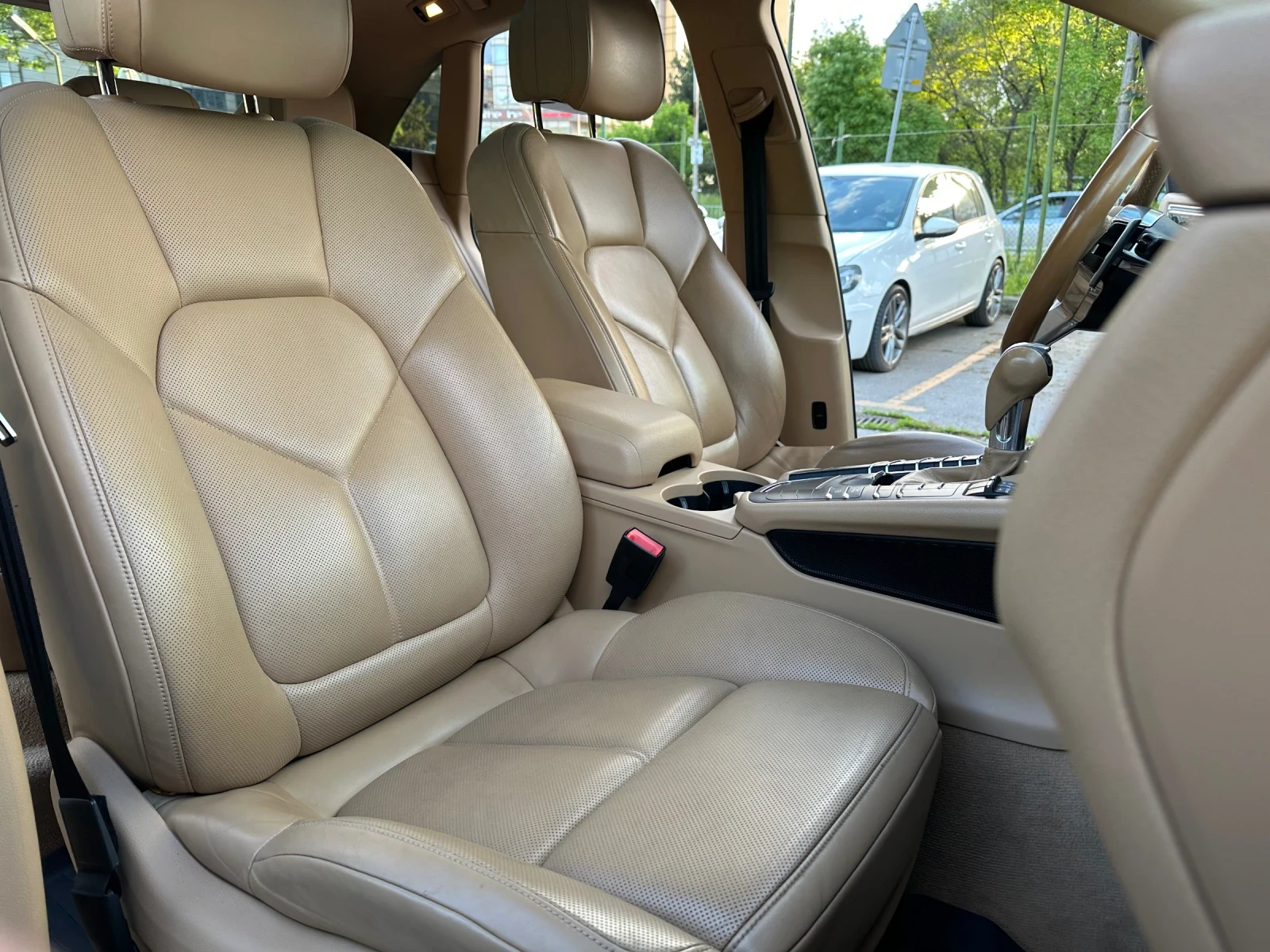 Porsche Macan, снимка 14 - Автомобили и джипове - 54598499