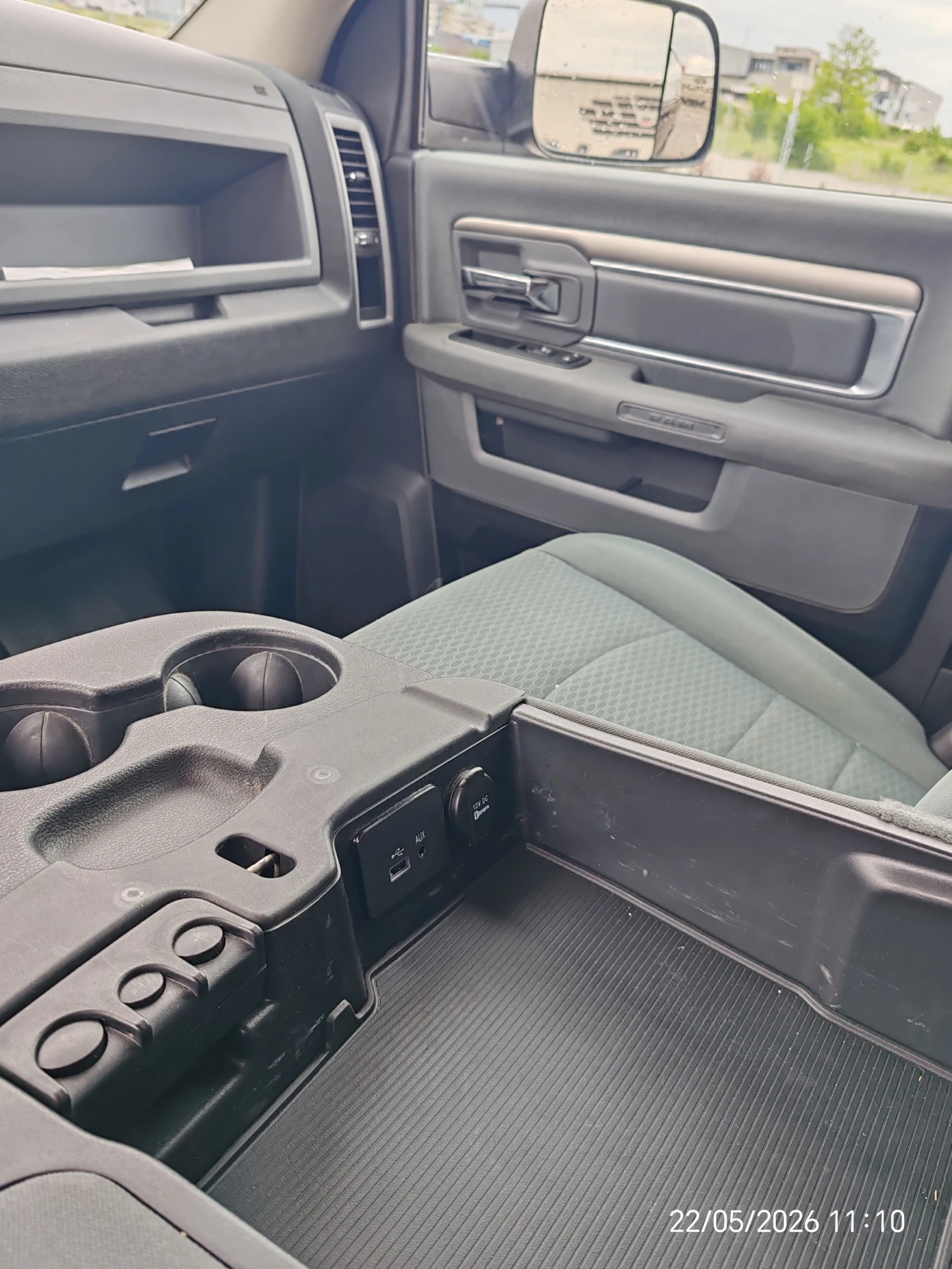 Dodge RAM 1500 Tradesman, снимка 14 - Автомобили и джипове - 54658443