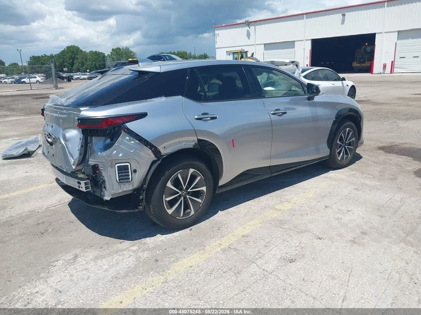 Lexus RZ 300e Premium FWD, снимка 4 - Автомобили и джипове - 55370955