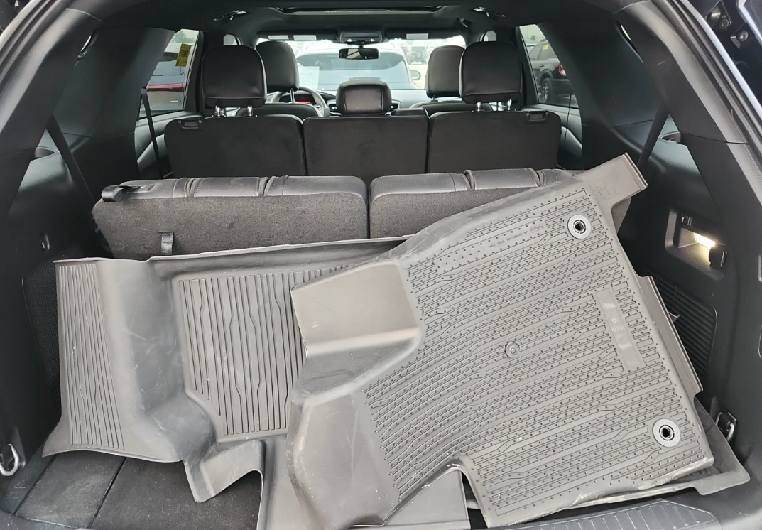 Ford Explorer * ST-LINE* Pano* 7местен* Подгрев* , снимка 13 - Автомобили и джипове - 55327213