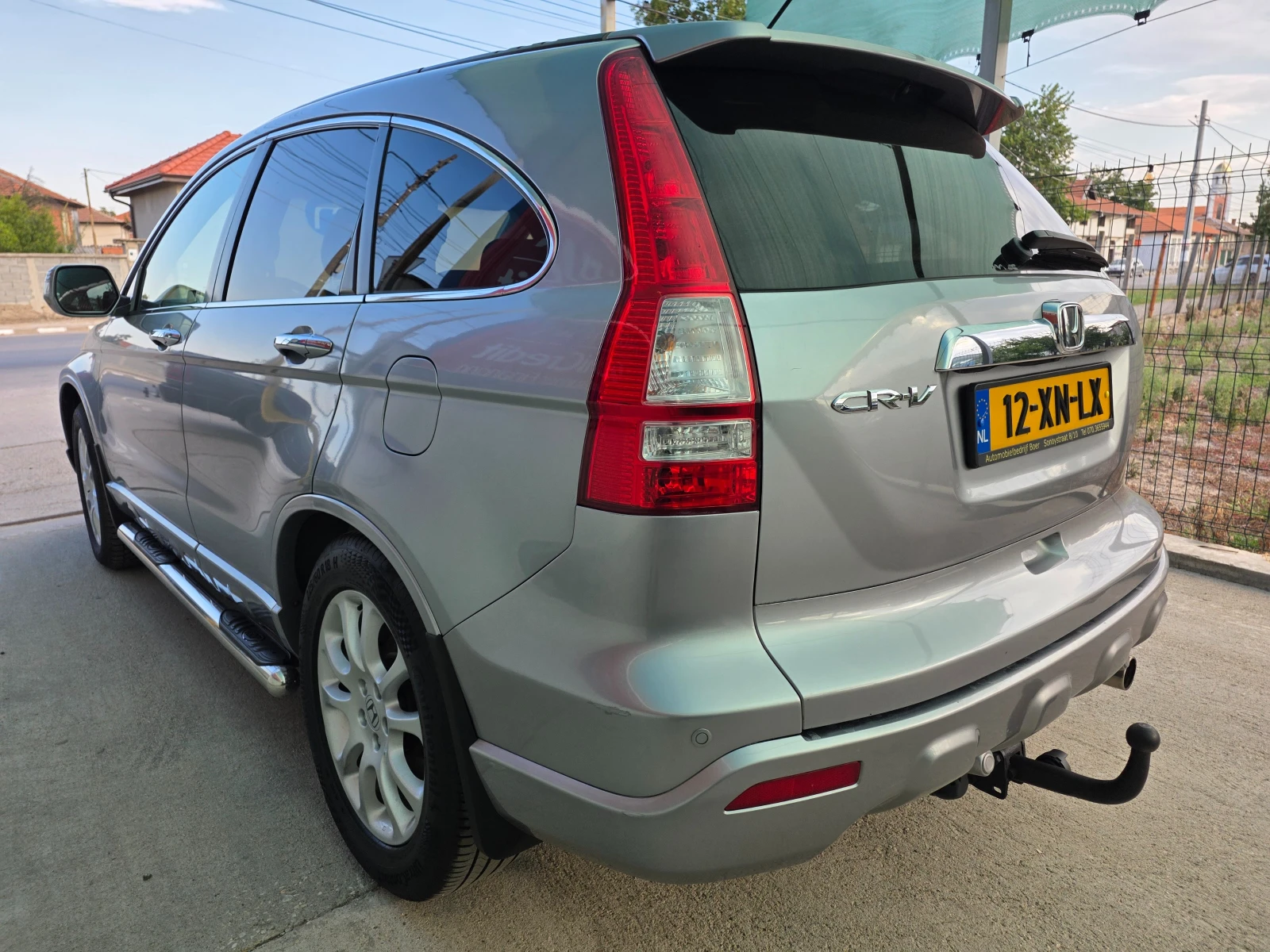 Honda Cr-v 2.0 i-VTEC / EXECUTIVE / AVTOMAT / KOJA / NAVI, снимка 4 - Автомобили и джипове - 55805022