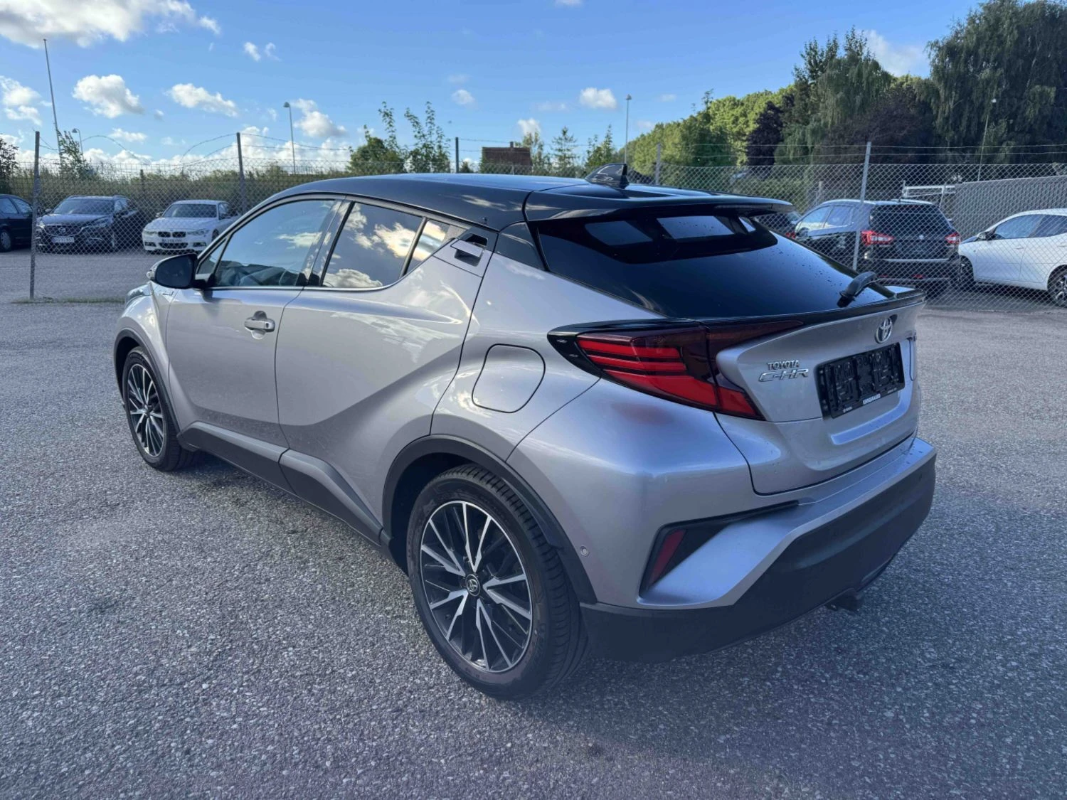 Toyota C-HR C-Hic 1.8 Хибрид, снимка 2 - Автомобили и джипове - 56065991