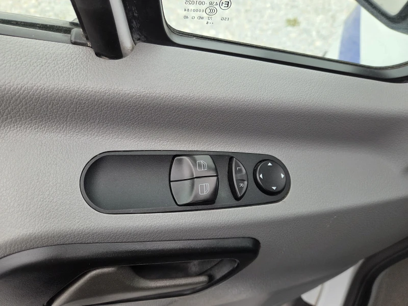 Mercedes-Benz Sprinter 316 CDI, Пътнически, 17 места, Климатик, ЕВРО 6, снимка 12 - Бусове и автобуси - 51990104