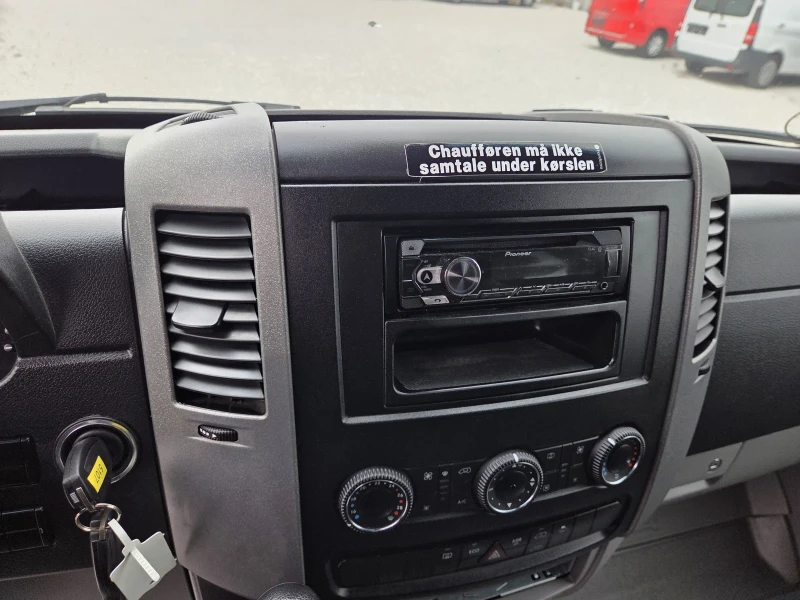 Mercedes-Benz Sprinter 316 CDI, Пътнически, 17 места, Климатик, ЕВРО 6, снимка 11 - Бусове и автобуси - 51990104