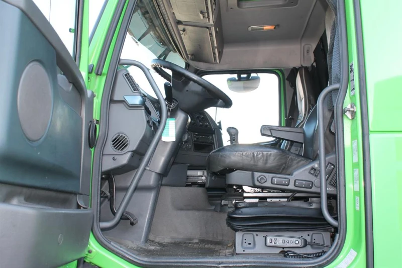 Volvo Fh 460 Coolman TU100SA, снимка 15 - Камиони - 48306585