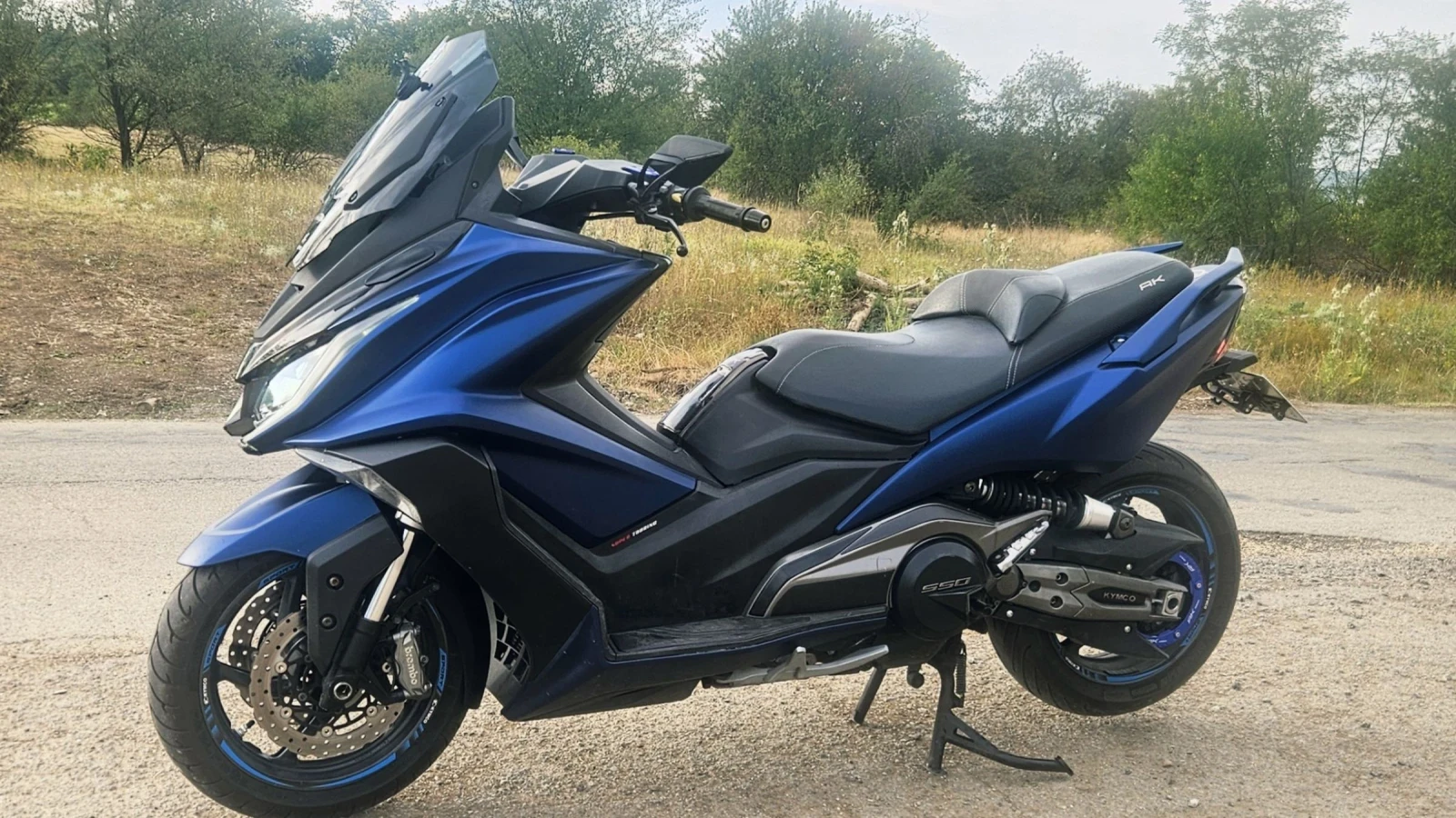 Kymco AK 550