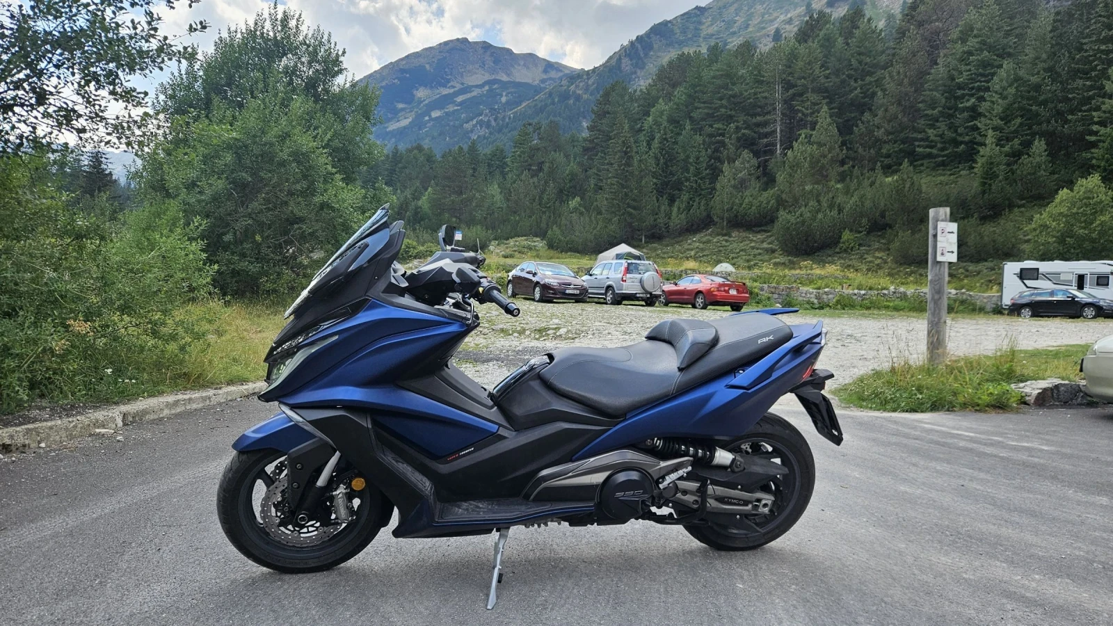 Kymco AK 550
