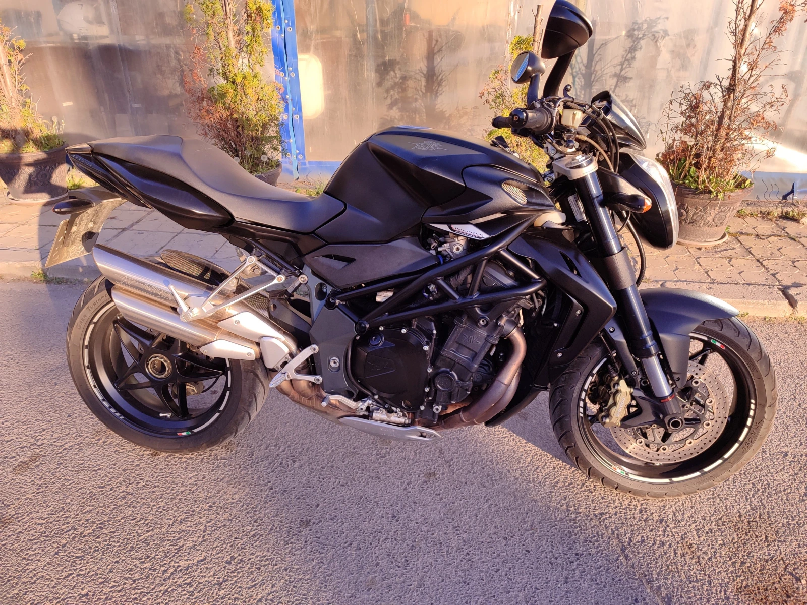 MV Agusta Brutale, снимка 3 - Мотоциклети и мототехника - 55441357