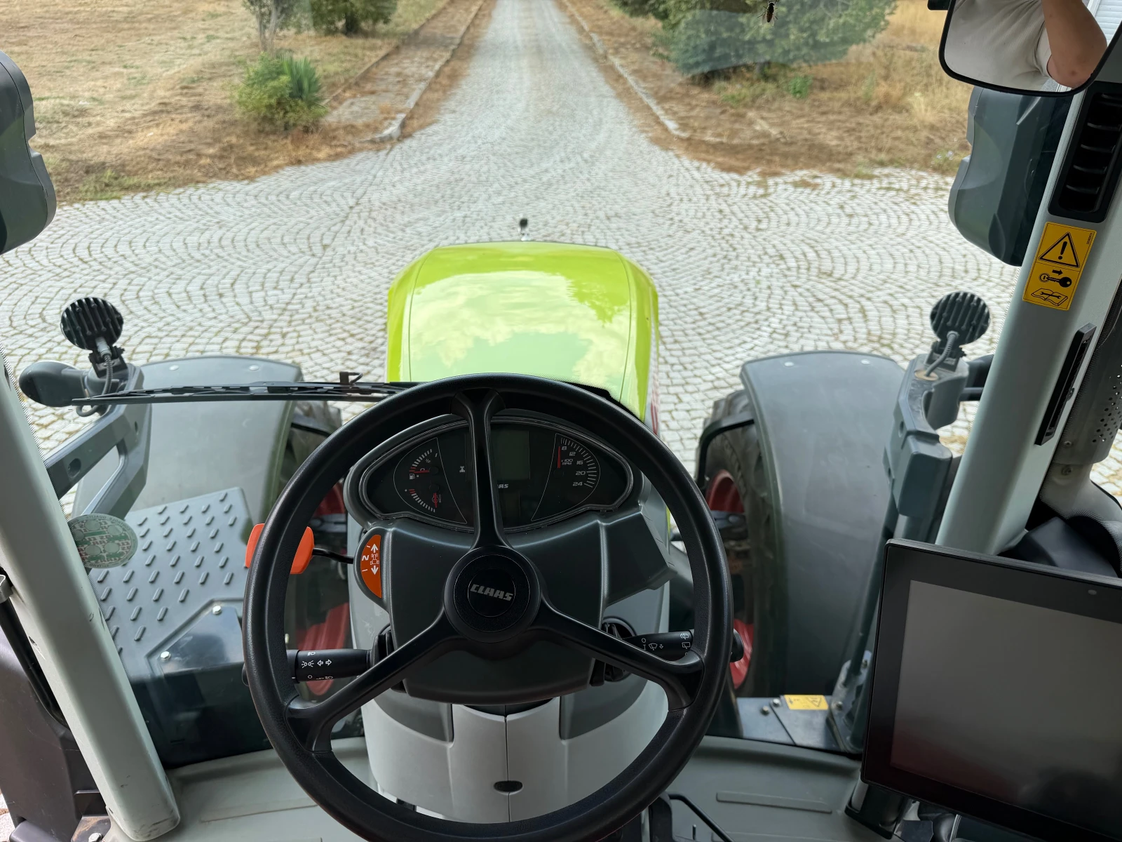 Трактор Claas ARION 650 CEBIS НАВИГАЦИЯ ЛИЗИНГ, снимка 16 - Селскостопанска техника - 55766939