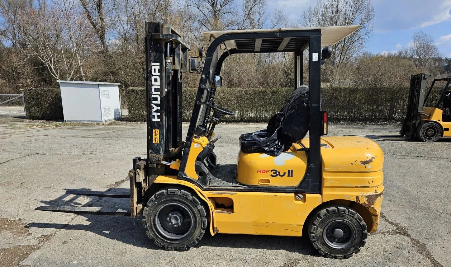 Мотокар Hyundai 3т дизел Isuzu мотор