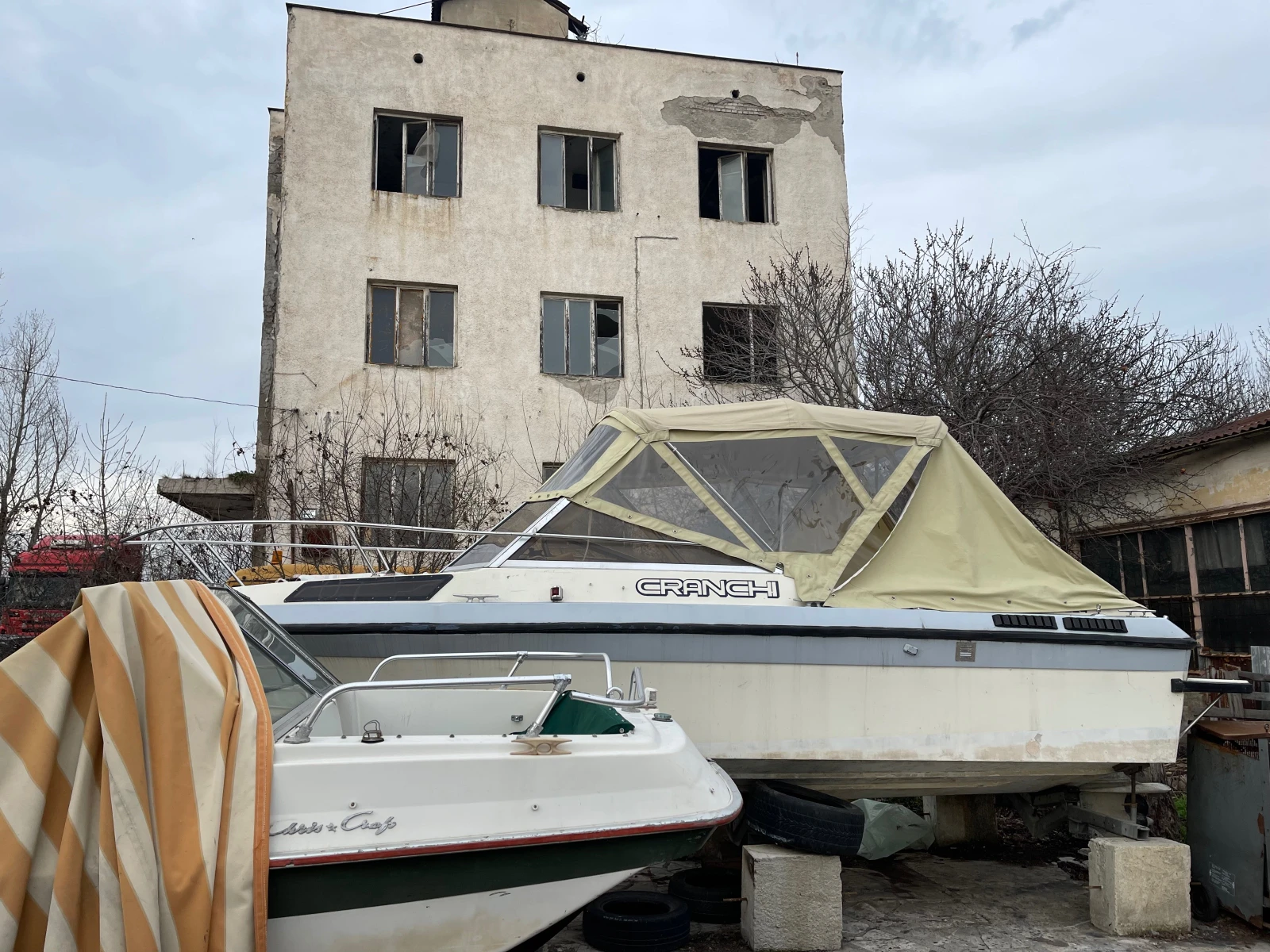 Моторна яхта Cranchi Clipper 224 - изображение 5