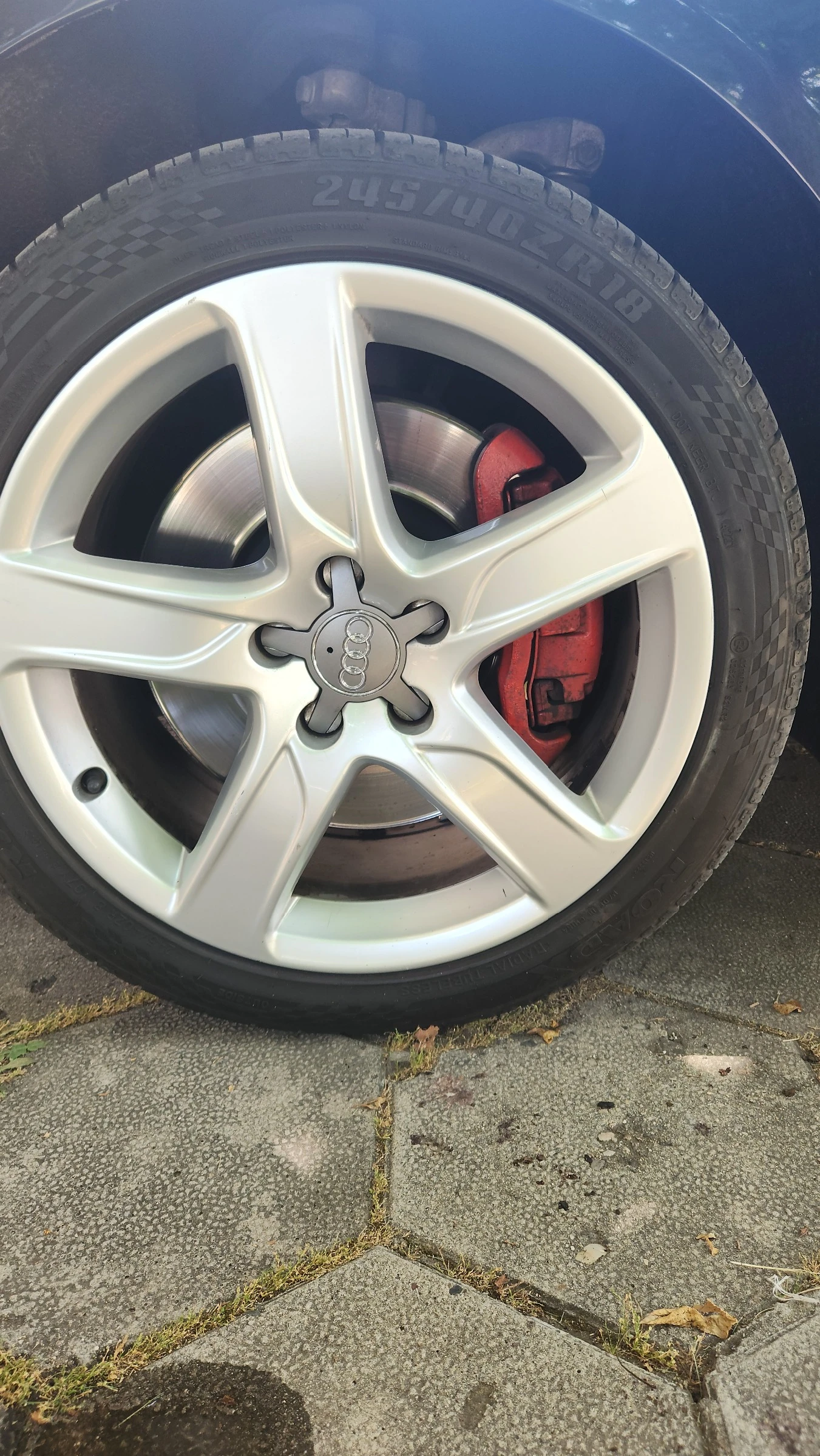 Гуми с джанти Други 245/40R18, снимка 5 - Гуми и джанти - 53971965