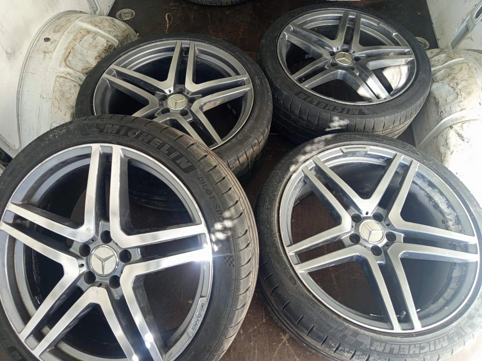 Гуми с джанти Michelin 245/40R20