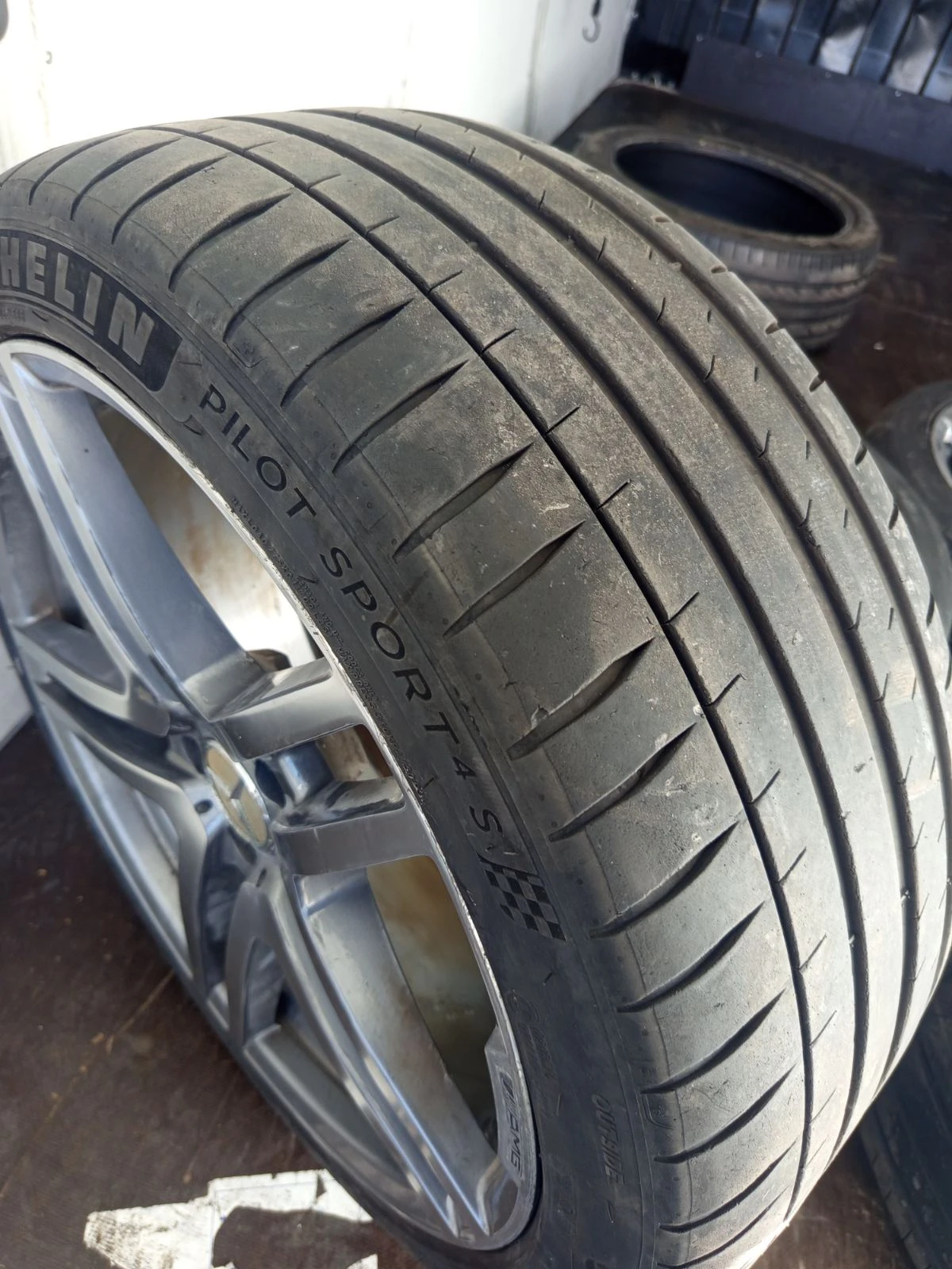 Гуми с джанти Michelin 245/40R20, снимка 4 - Гуми и джанти - 54313882
