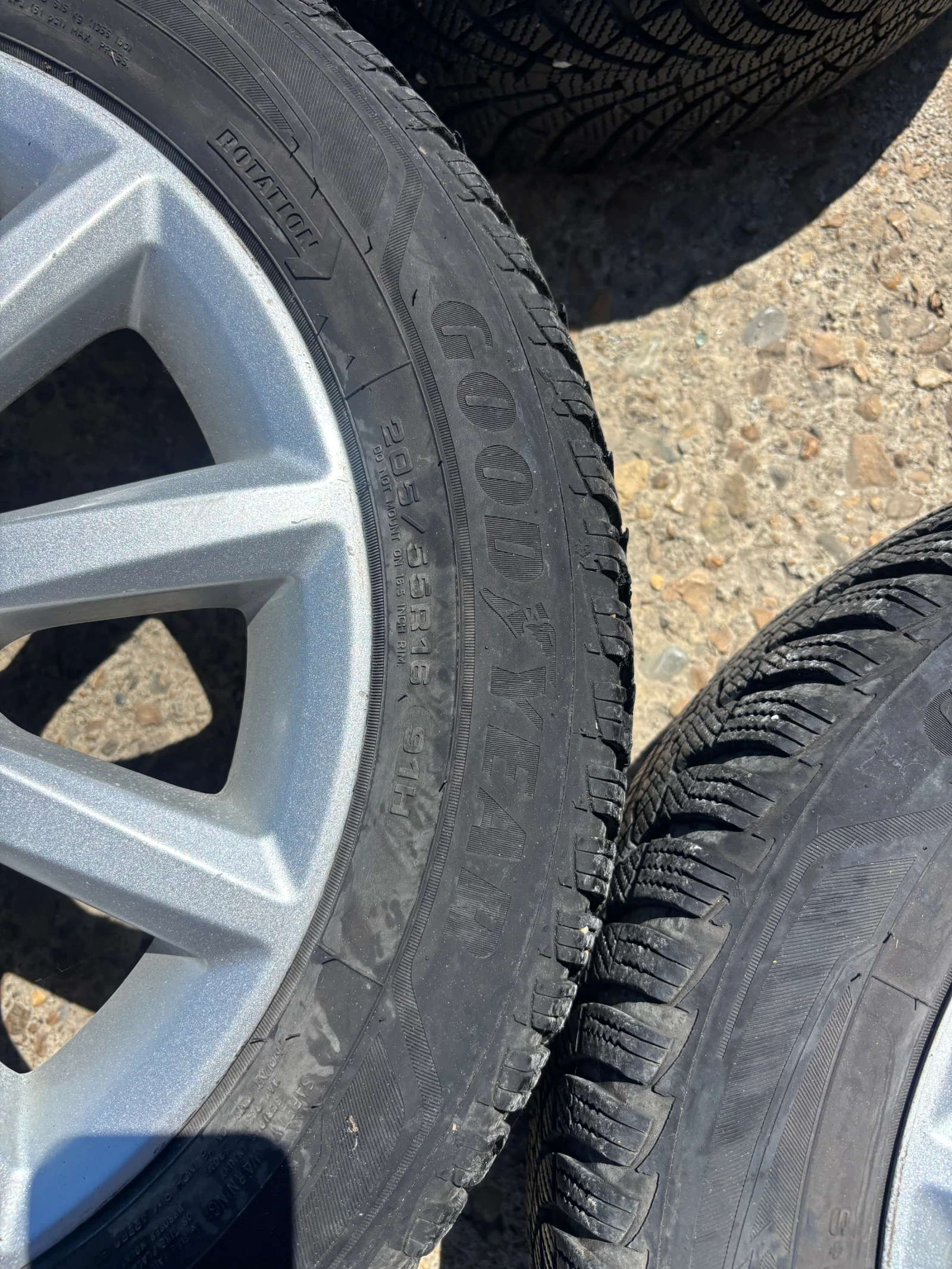 Гуми с джанти Goodyear 205/55R16, снимка 6 - Гуми и джанти - 54853650