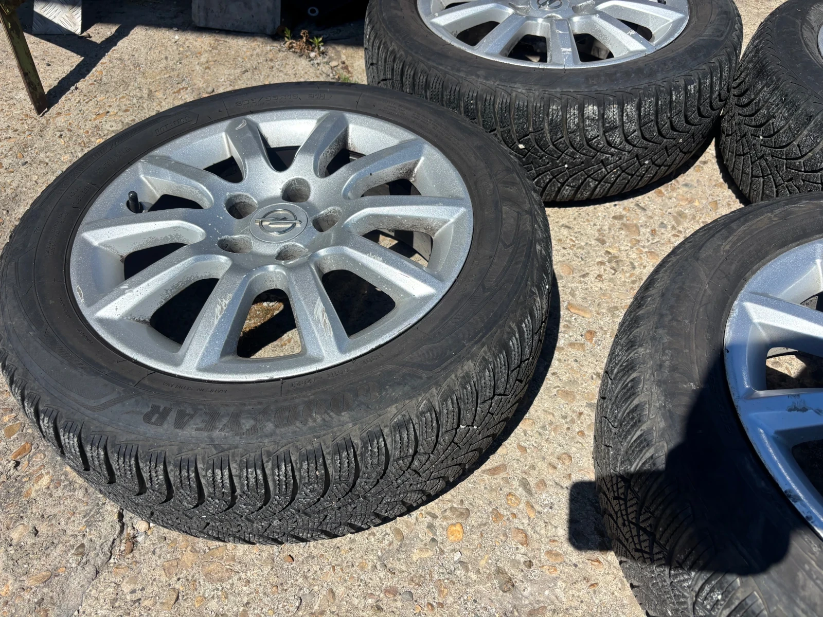 Гуми с джанти Goodyear 205/55R16, снимка 10 - Гуми и джанти - 54853650