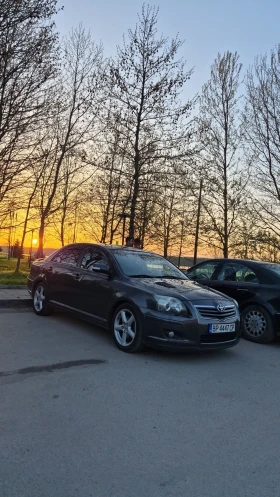 Toyota Avensis 2.2 D4D, снимка 2