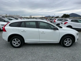 Volvo V60 Cross Country (KATO НОВА), снимка 4