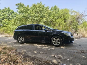 Toyota Avensis, снимка 2