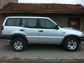 Nissan Terrano 2.7 TDI, снимка 2