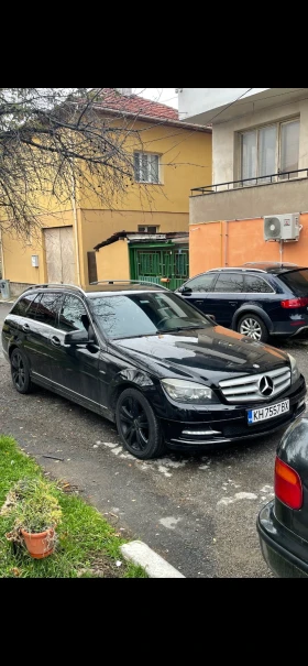 Обява за продажба на Mercedes-Benz C 220