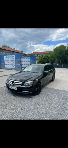 Обява за продажба на Mercedes-Benz C 220
